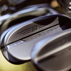 Titleist SM8 Vokey All Black Wedge -Golf Zone Shop American Golf 364077 63960 364077 3